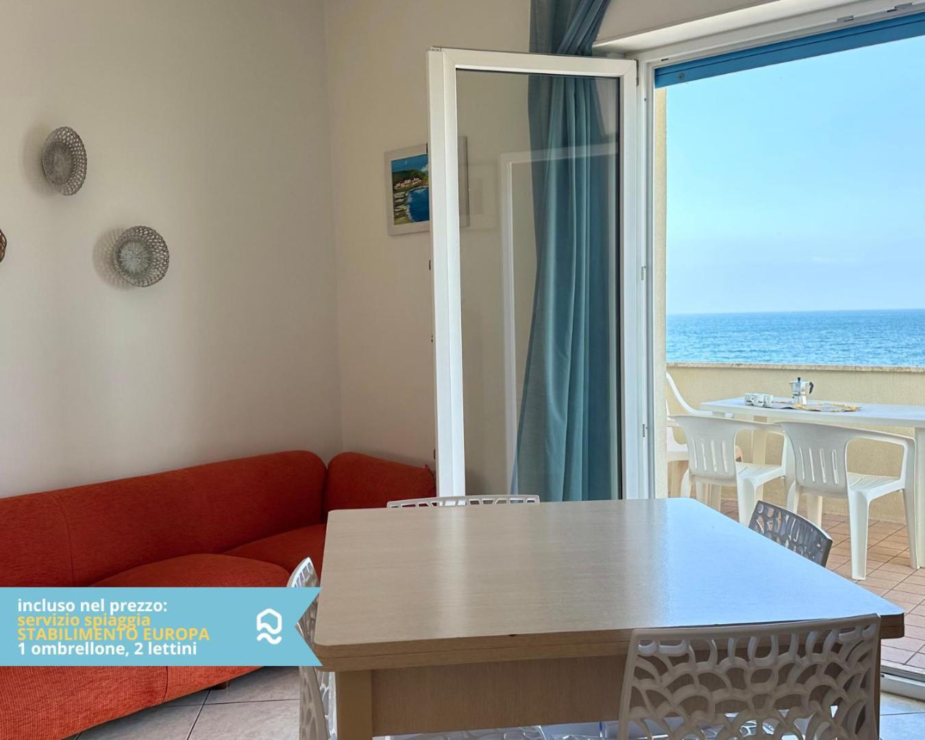 Rs321 - Marcelli, Trilocale Fronte Mare Con Spiaggia Inclusa 외부 사진